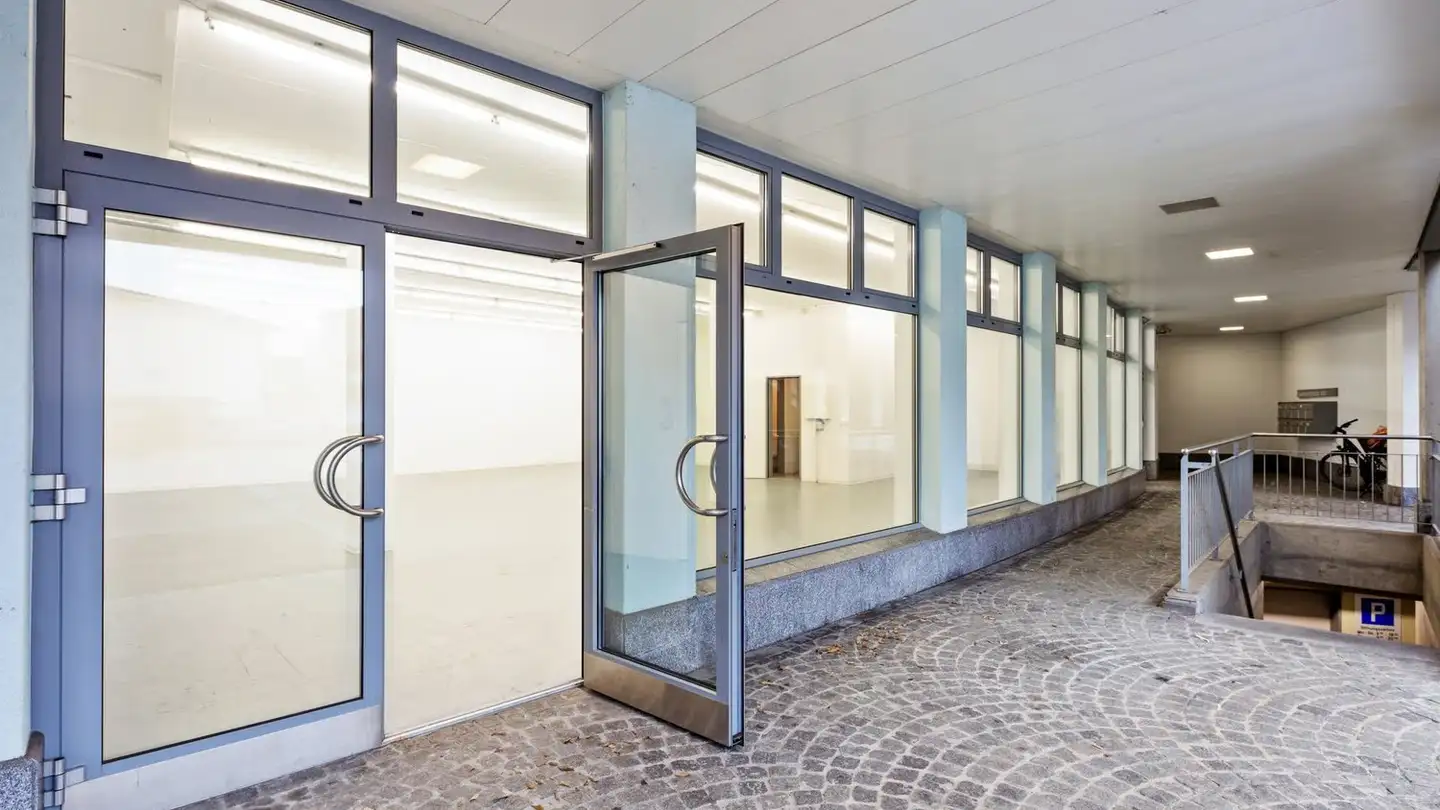 Commercial à louer - Bahnhofstrasse 83b, 9240 Uzwil