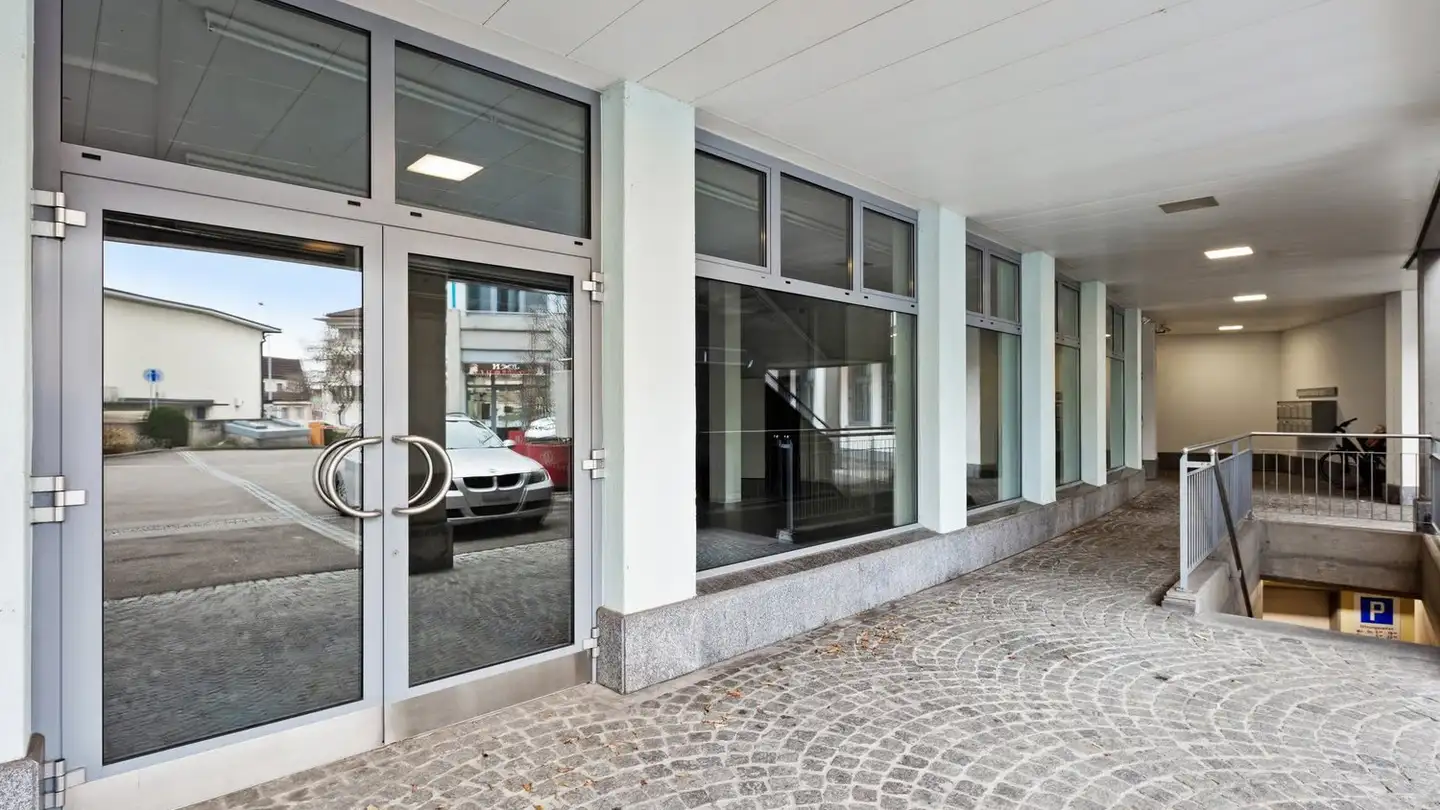 Commercial à louer - Bahnhofstrasse 83b, 9240 Uzwil - Photo 3