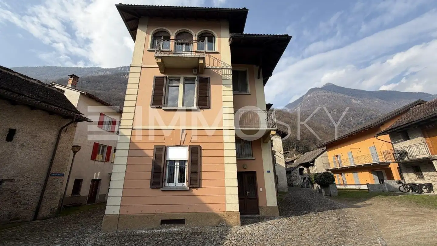 Maison jumelle à vendre - 6523 Preonzo