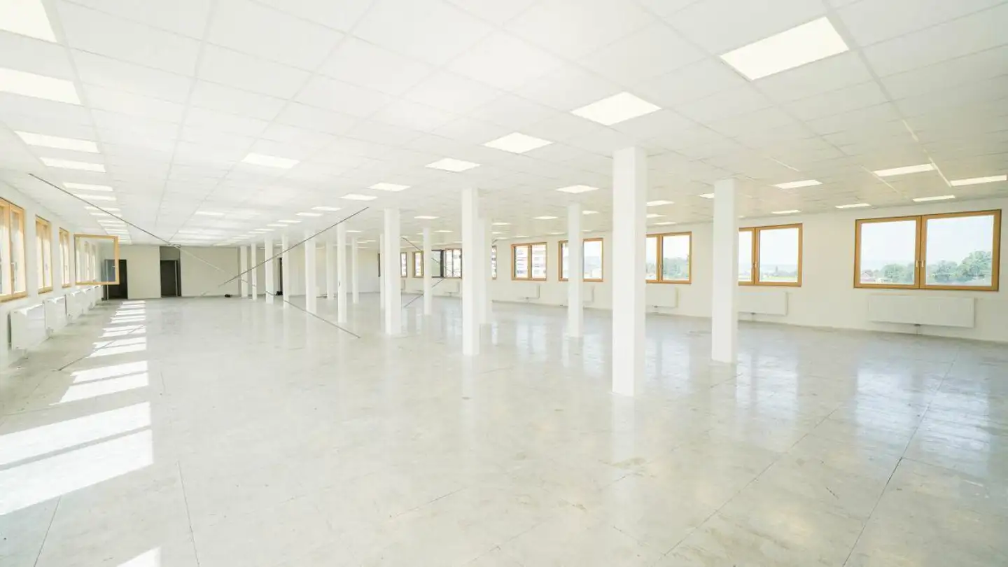 Spazio ufficio in affitto - Industriestrasse 1, 6203 Sempach Station - Photo 2