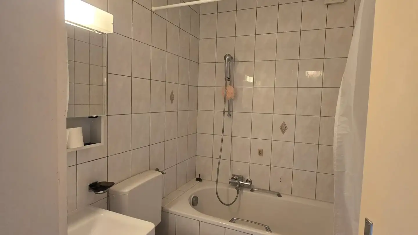 Appartement à louer - Chemin Des Prises 6, 2108 Couvet - Photo 2
