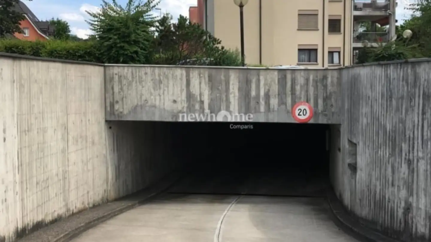 Outdoor parking space for rent - Oberdorfstrasse 10, 6340 Baar