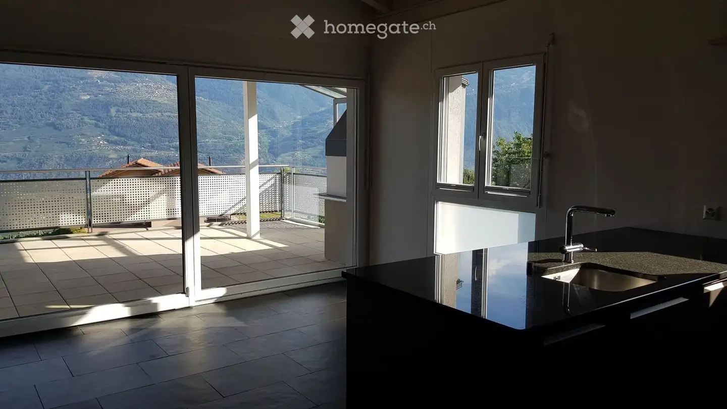 Appartement à louer - 1976 Aven