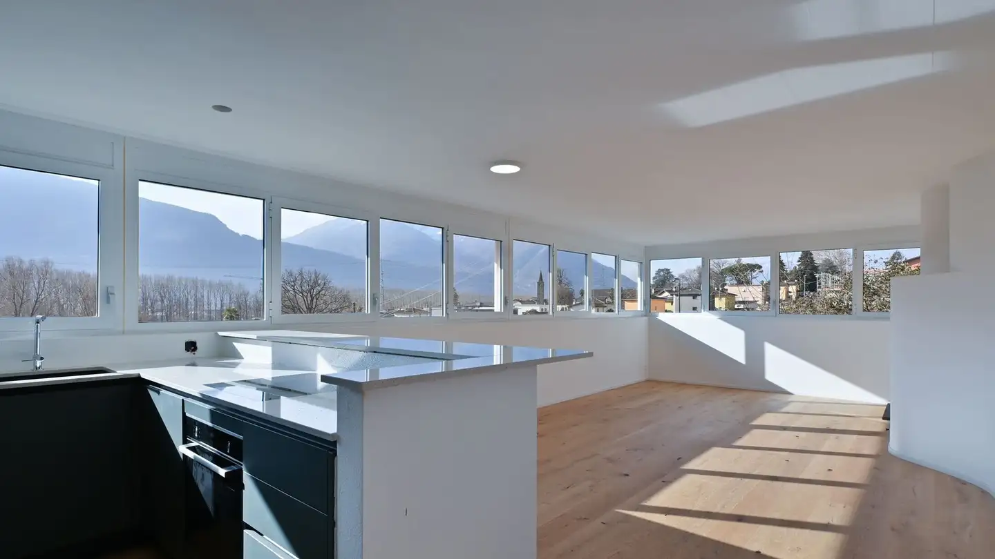 Casa singola in affitto - Via Cantonale 12, 6515 Gudo