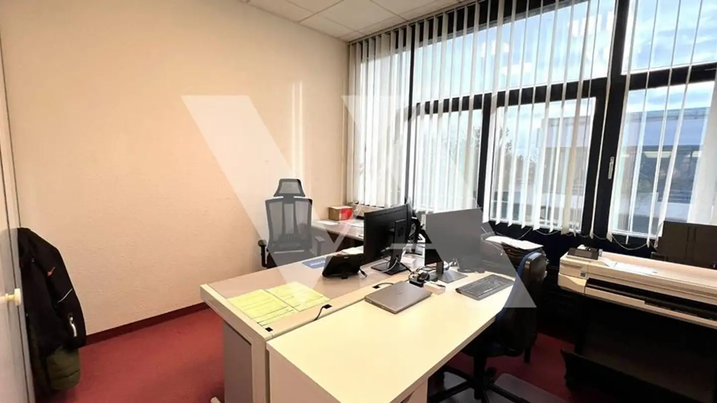 Bureau à louer - Route De Saint-Cergue 297, 1260 Nyon