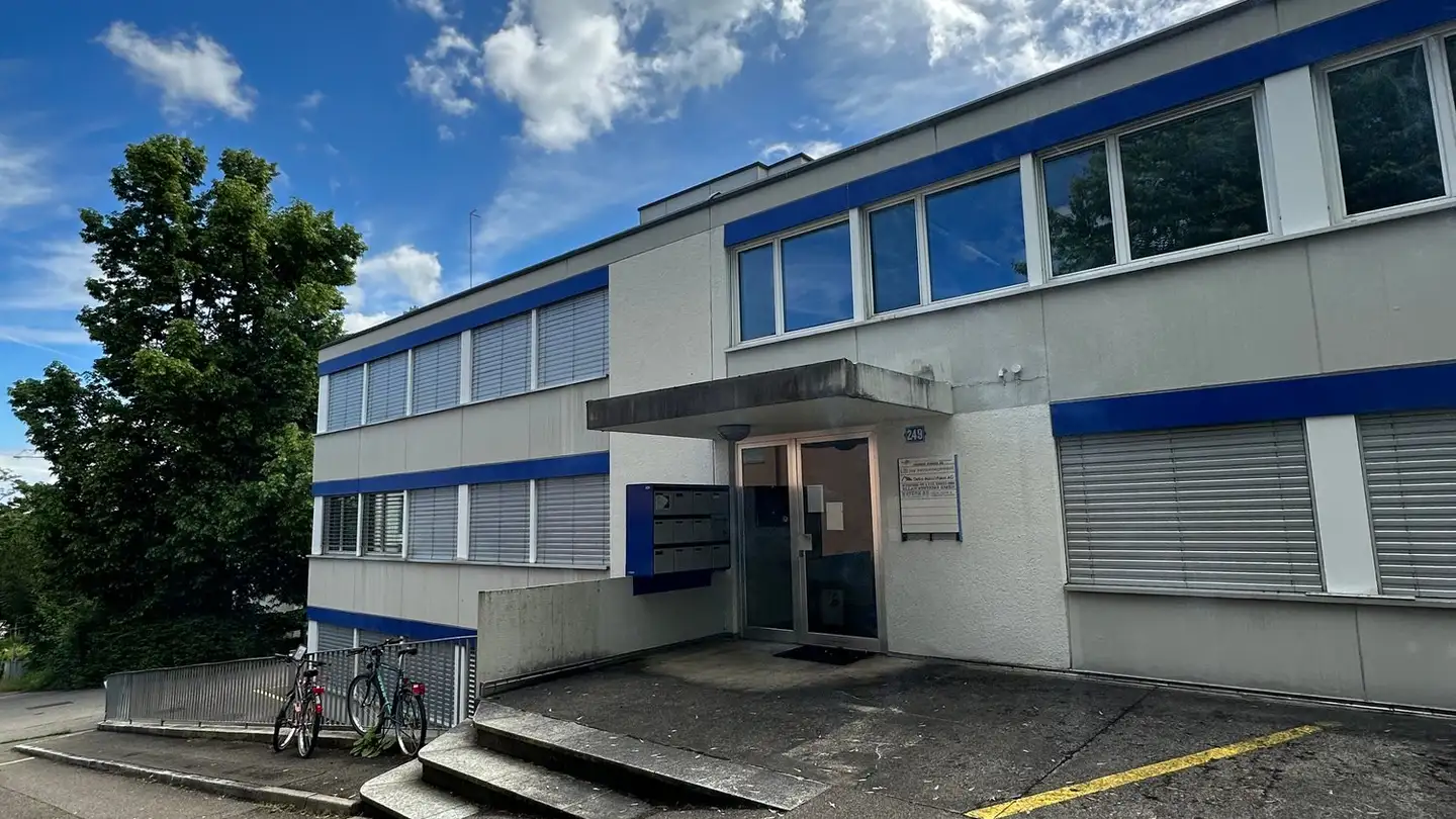 Commerciale in affitto - Wehntalerstrasse 249, 8046 Zürich