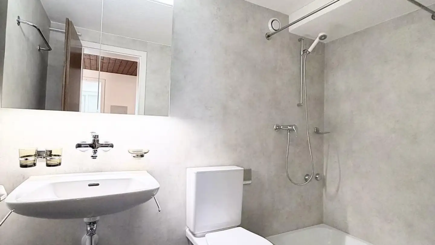 Dachgeschosswohnung mieten - Näfenackerstrasse 3, 9000 St. Gallen - Foto 3