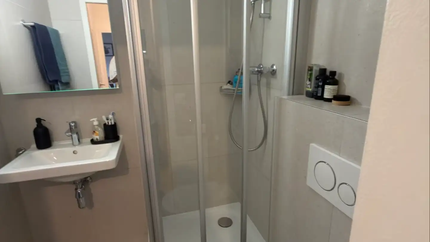 Apartment for rent - 1205 Genève - Photo 2