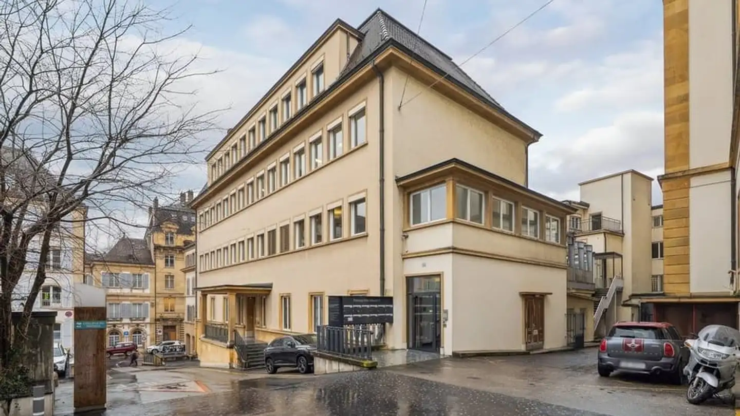 Commercial à louer - Passage Maximilien-De-Meuron 1, 2000 Neuchâtel