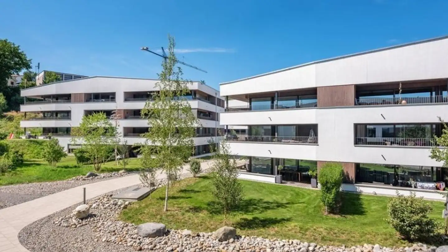 Indoor motorbike parking space for rent - Birkenweg 1, 6212 St. Erhard
