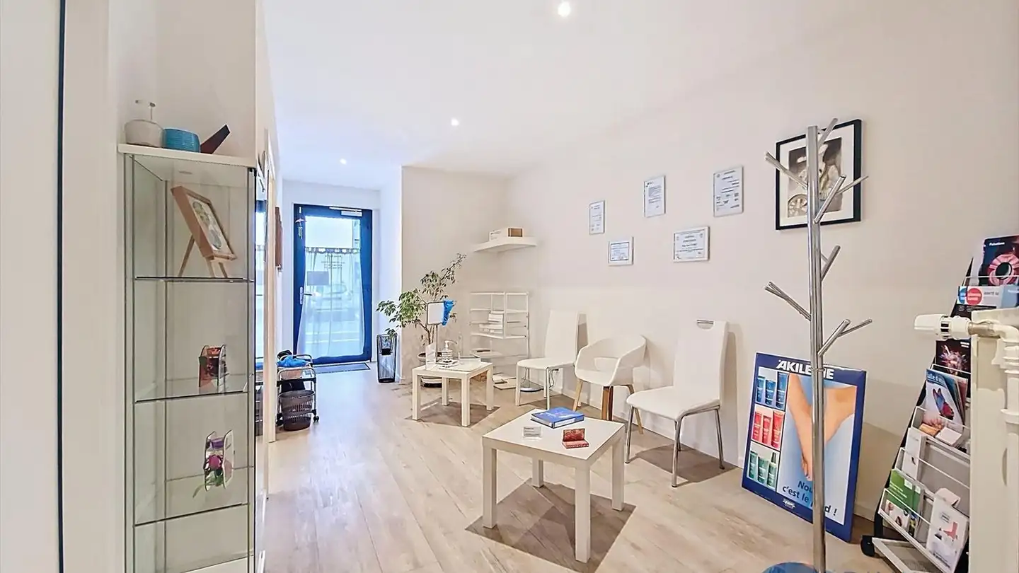 Gewerbe mieten - Rue De La Cime De L'est 9, 1890 St-Maurice