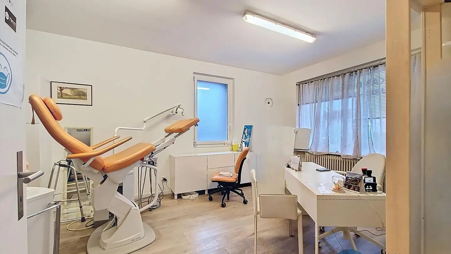 Commerciale in affitto - Rue De La Cime De L'est 9, 1890 St-Maurice - Photo 2