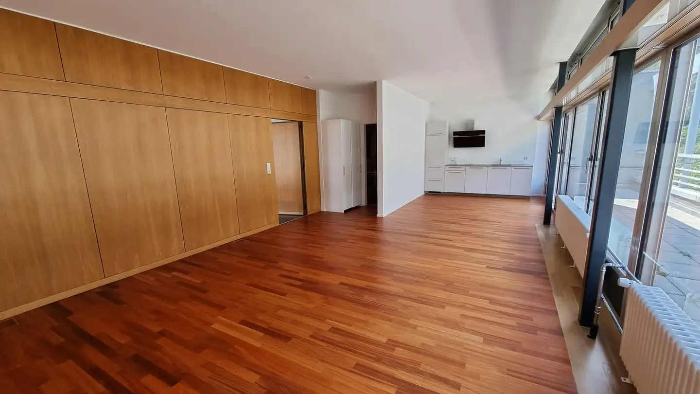 Loft for rent - Route De Soleure / Solothurnstrasse 136, 2504 Biel/Bienne