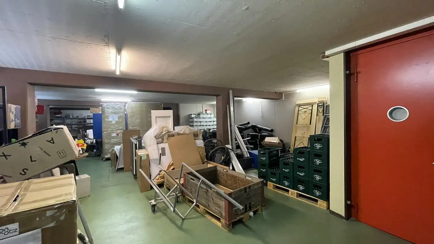 Commerciale in affitto - Hertistrasse 8, 8304 Wallisellen