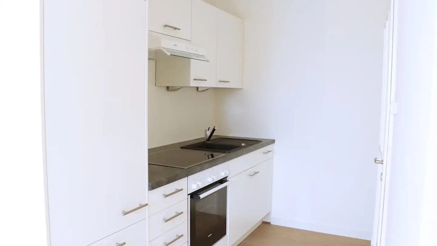 Appartamento ammobiliato in affitto - Dorfstrasse, 8483 Kollbrunn - Photo 2