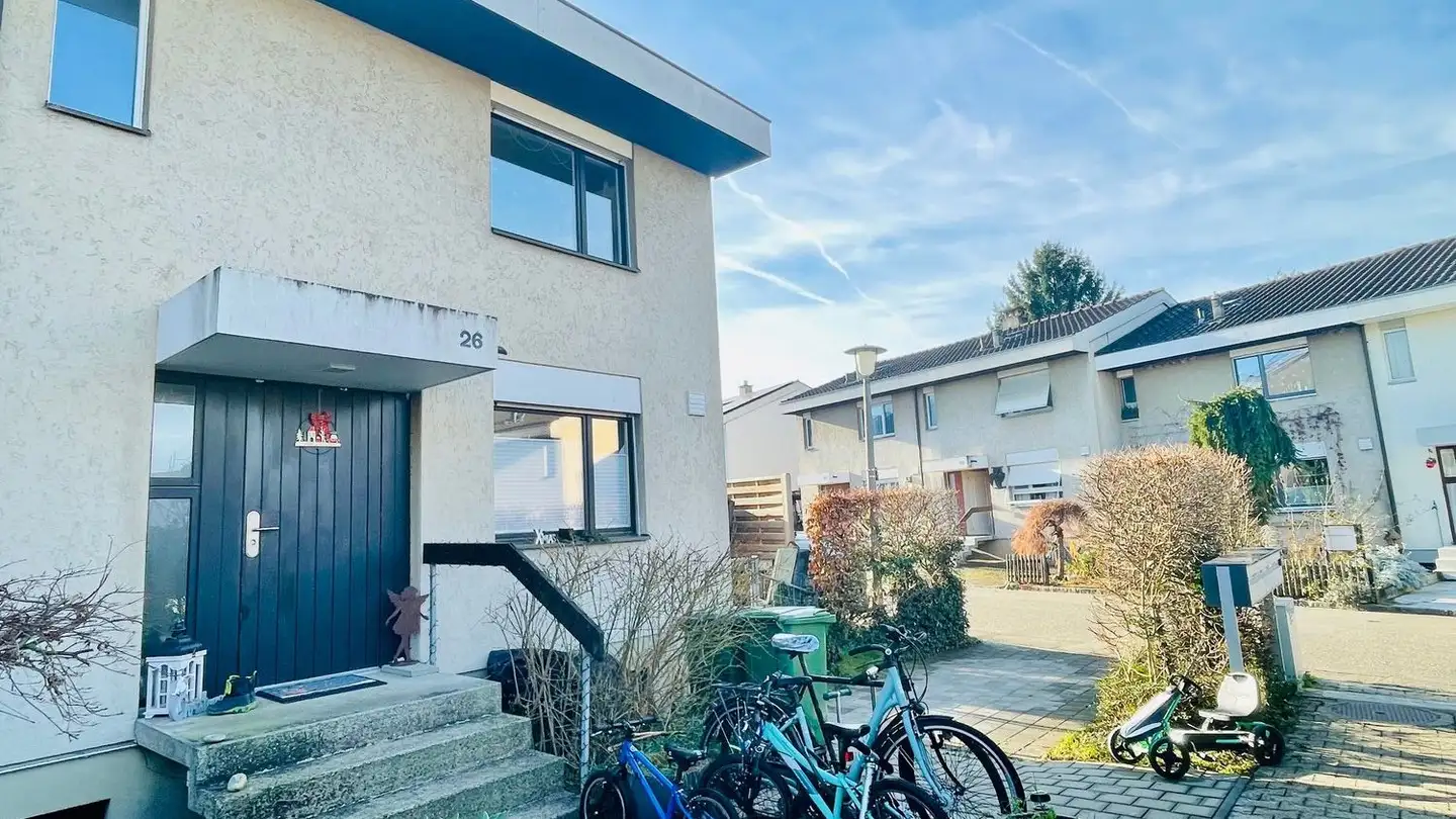 Reihenhaus mieten - Nonnenmattstrasse, 4107 Ettingen