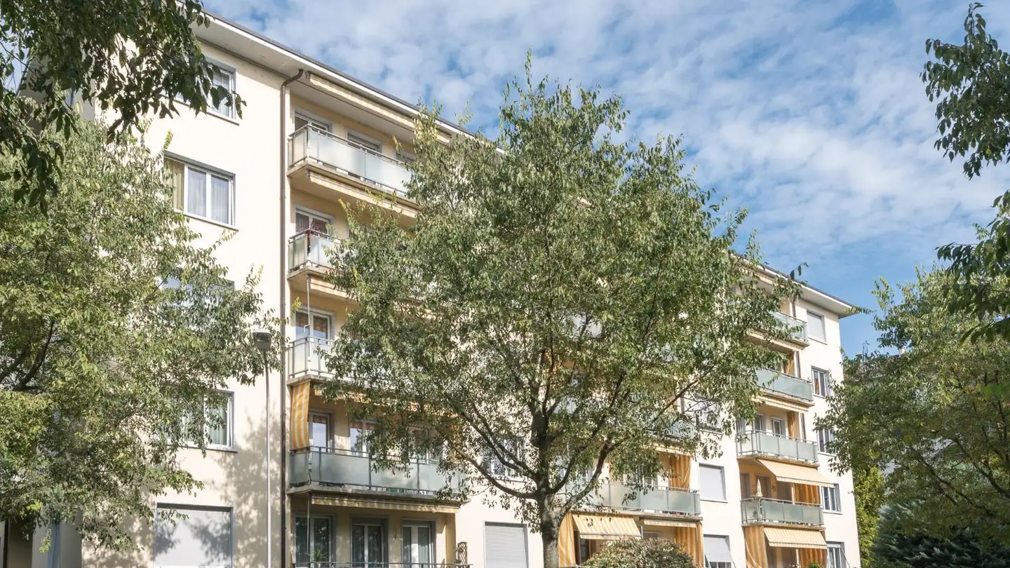 Parcheggio esterno in affitto - Chemin De Primerose 38, 1007 Lausanne