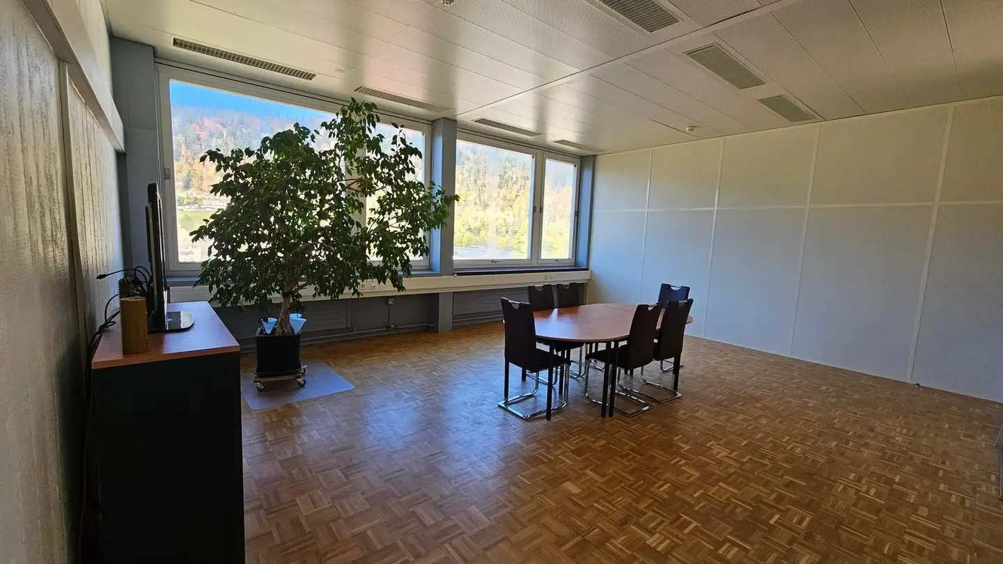 Spazio ufficio in affitto - Site-Dubied, 2108 Couvet - Photo 3
