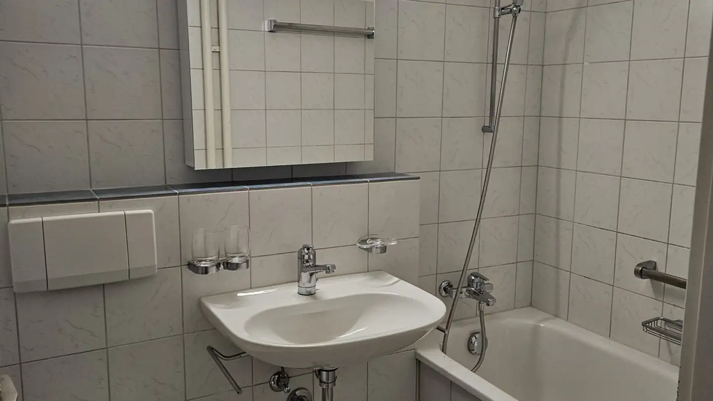 Single room for rent - 8832 Wollerau - Photo 3