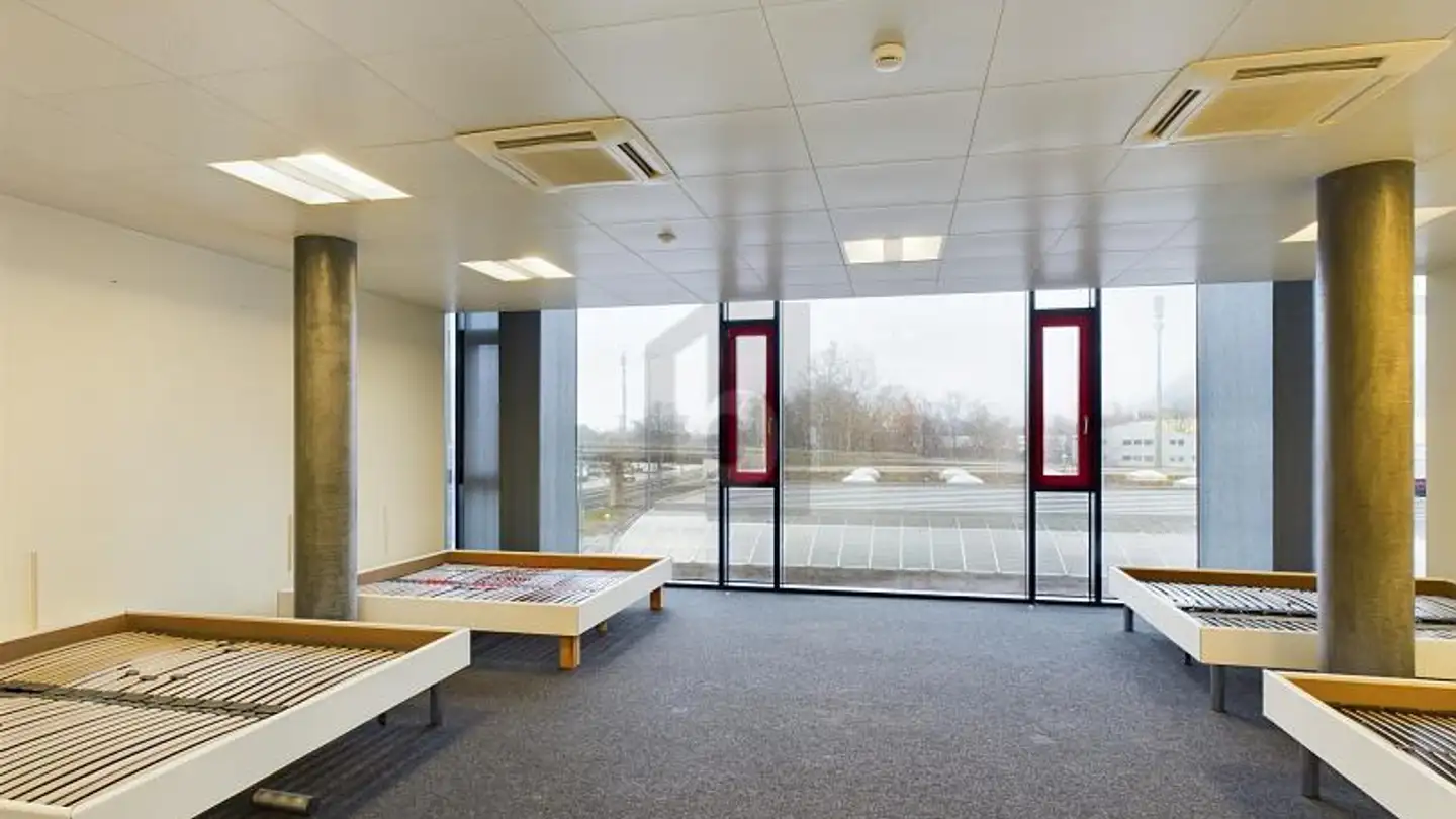 Office space for rent - 7013 Domat/Ems - Photo 4