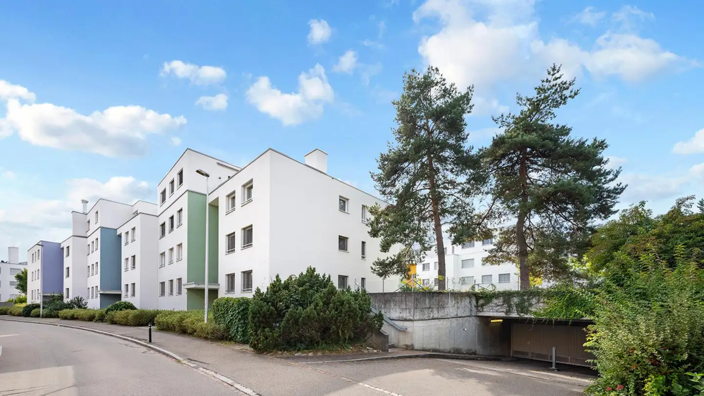 Parcheggio esterno in affitto - 8600 Dübendorf