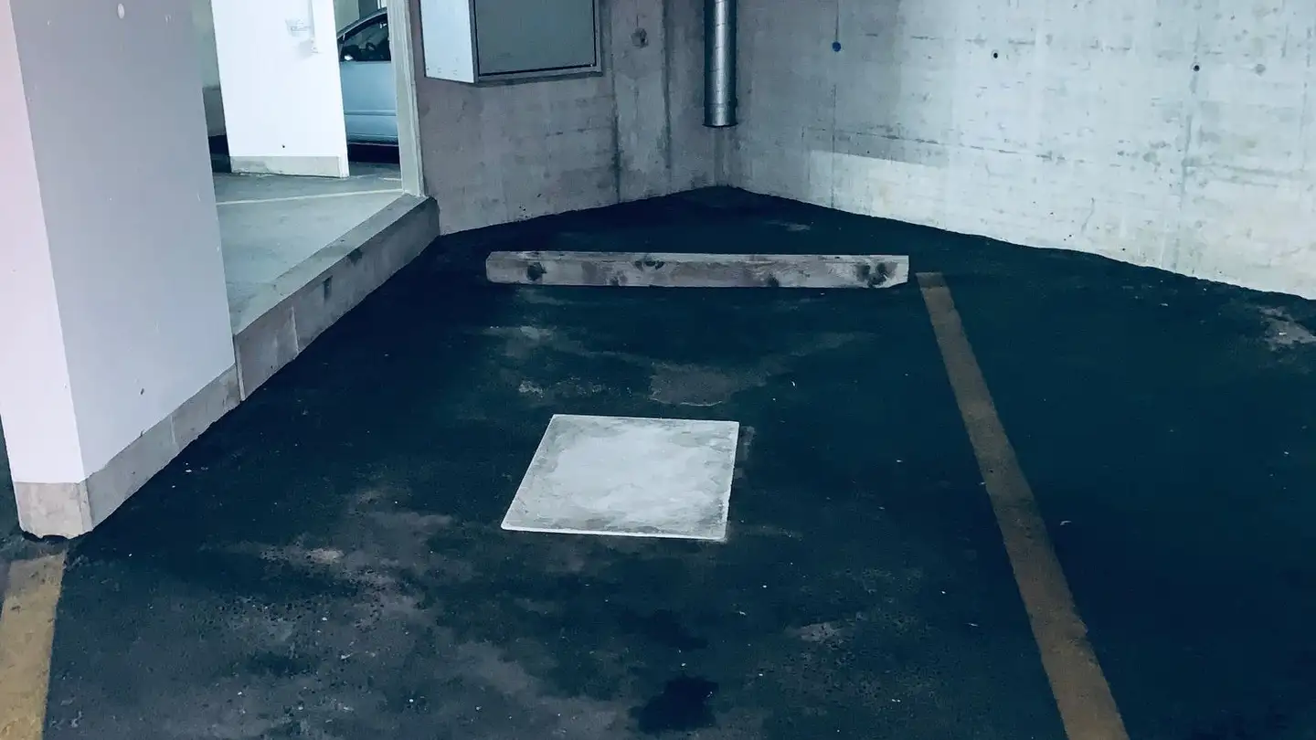 Tiefgaragenstellplatz mieten - Badstrasse 46, 5330 Bad Zurzach