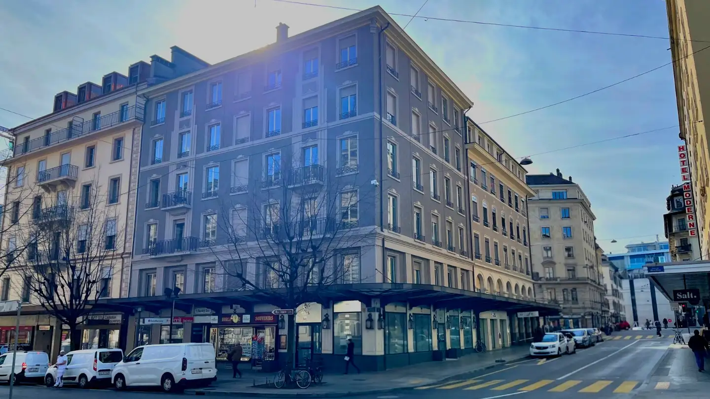 Bureau à louer - Rue Du Mont-Blanc 11, 1201 Genève