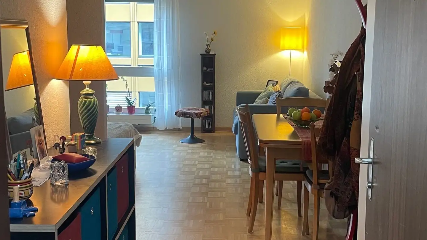 Studio for rent - Rue Centrale / Zentralstrasse, 2502 Biel/Bienne