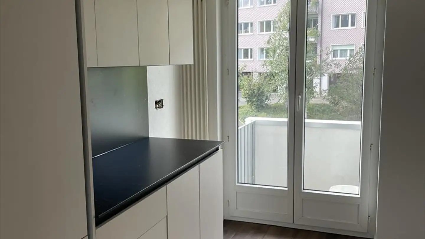 Attic flat for rent - Chemin Des Mésanges 9, 2740 Moutier - Photo 3