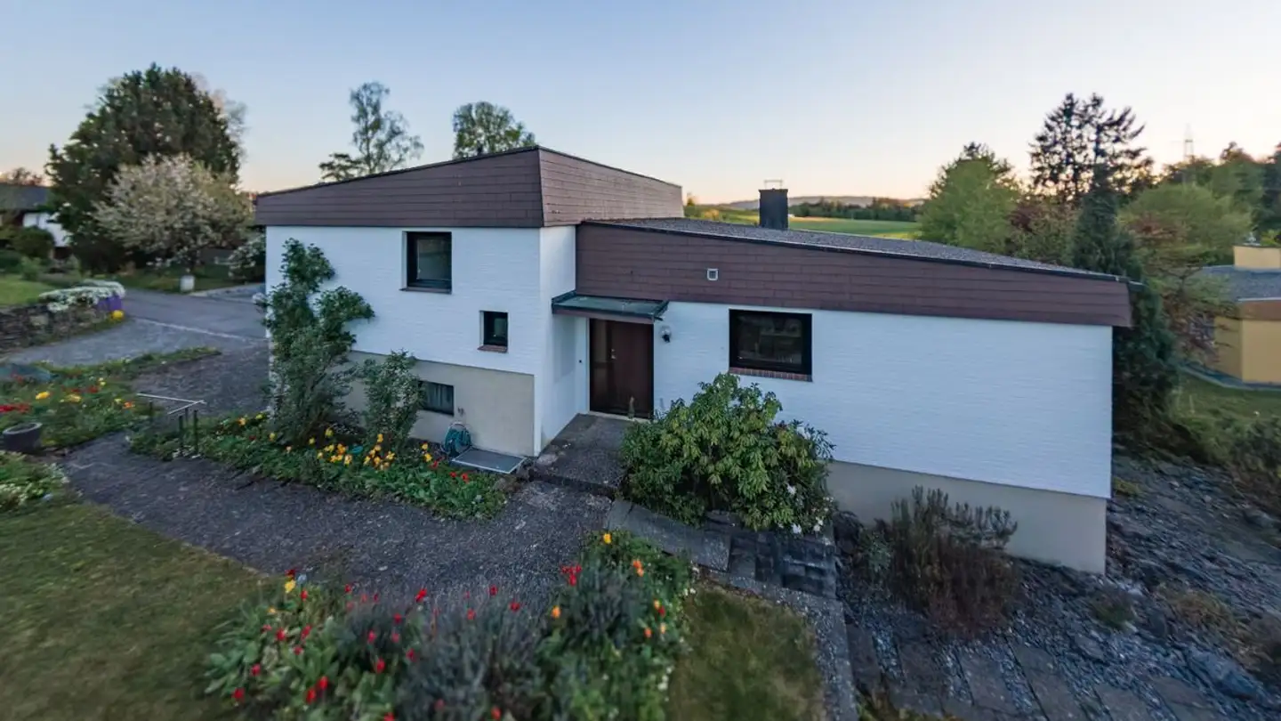 Einfamilienhaus kaufen - Grossweid 27, 8607 Aathal-Seegräben