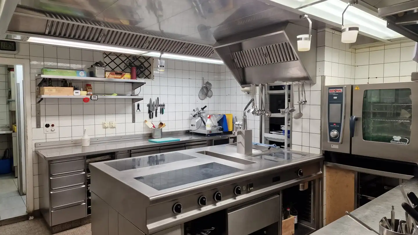 Ristorante in affitto - Carrà Dei Nasi 10, 6612 Ascona - Photo 4