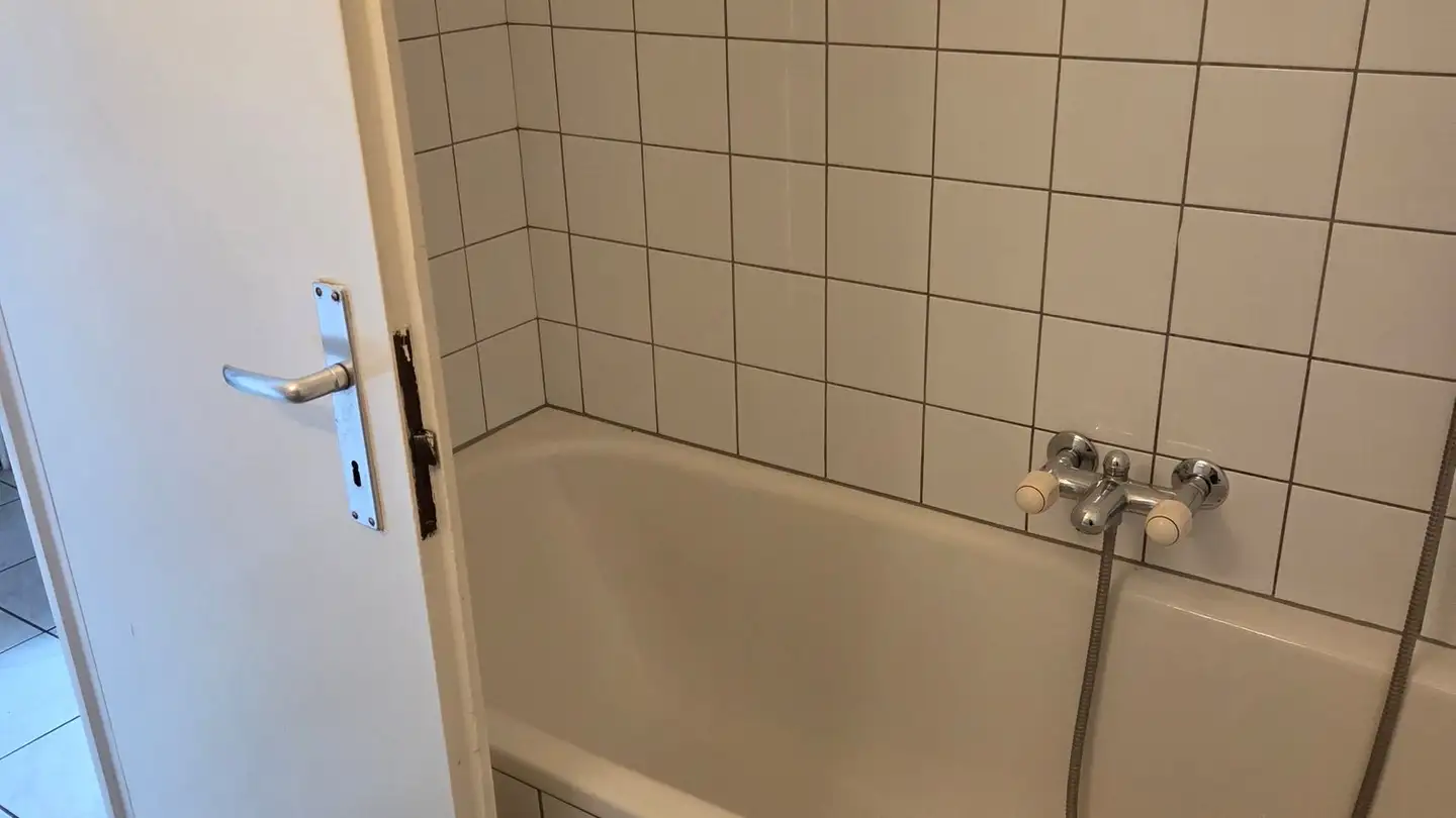 Apartment for rent - Rue Du Crêt 1, 2300 La Chaux-de-Fonds - Photo 3