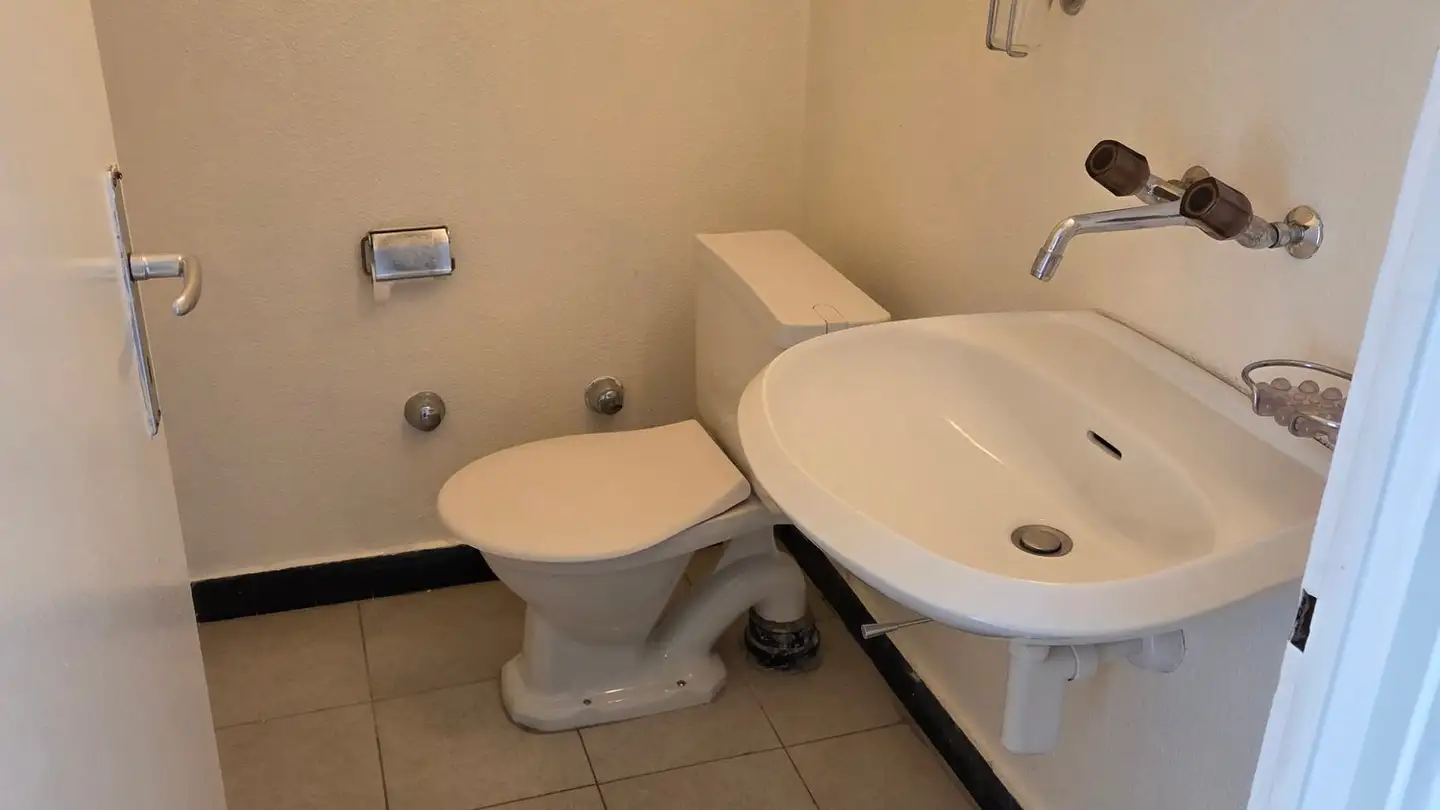 Apartment for rent - Rue Du Crêt 1, 2300 La Chaux-de-Fonds - Photo 4