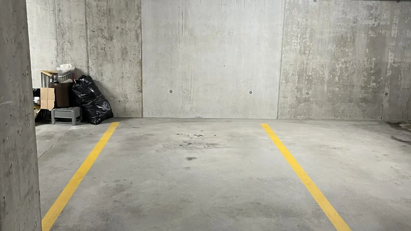 Parcheggio esterno in affitto - 8853 Lachen SZ