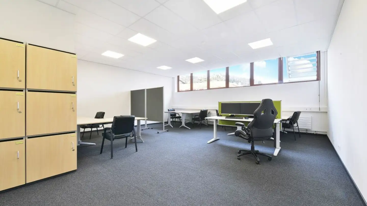 Office space for rent - Büechliberg 2, 8733 Eschenbach SG