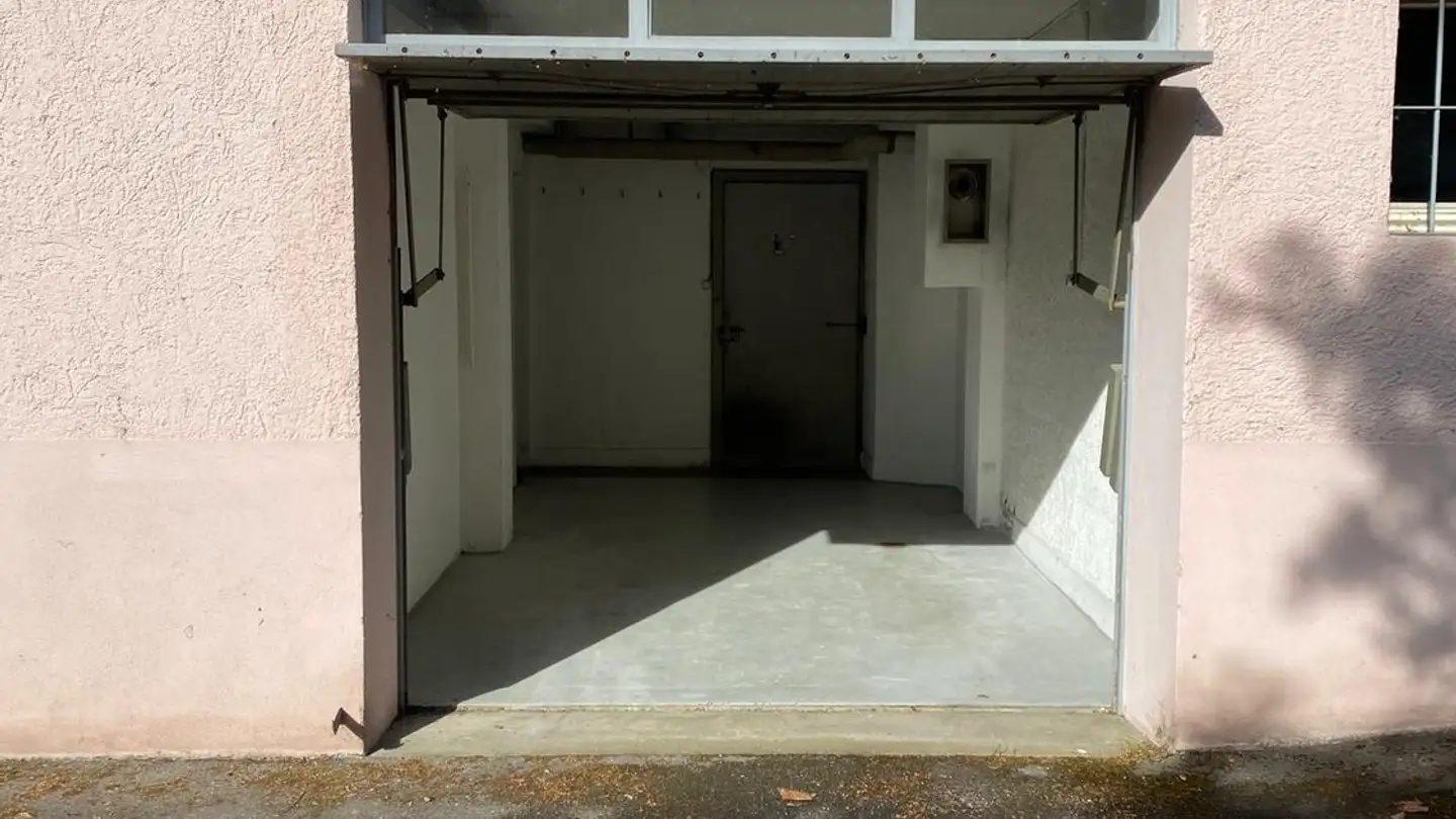 Single garage for rent - Kilchbergstrasse 27, 8038 Zürich