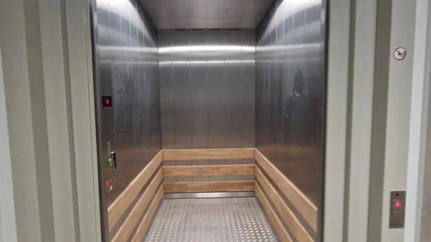 Spazio di archiviazione in affitto - Place D' Armes 12, 1227 Carouge GE