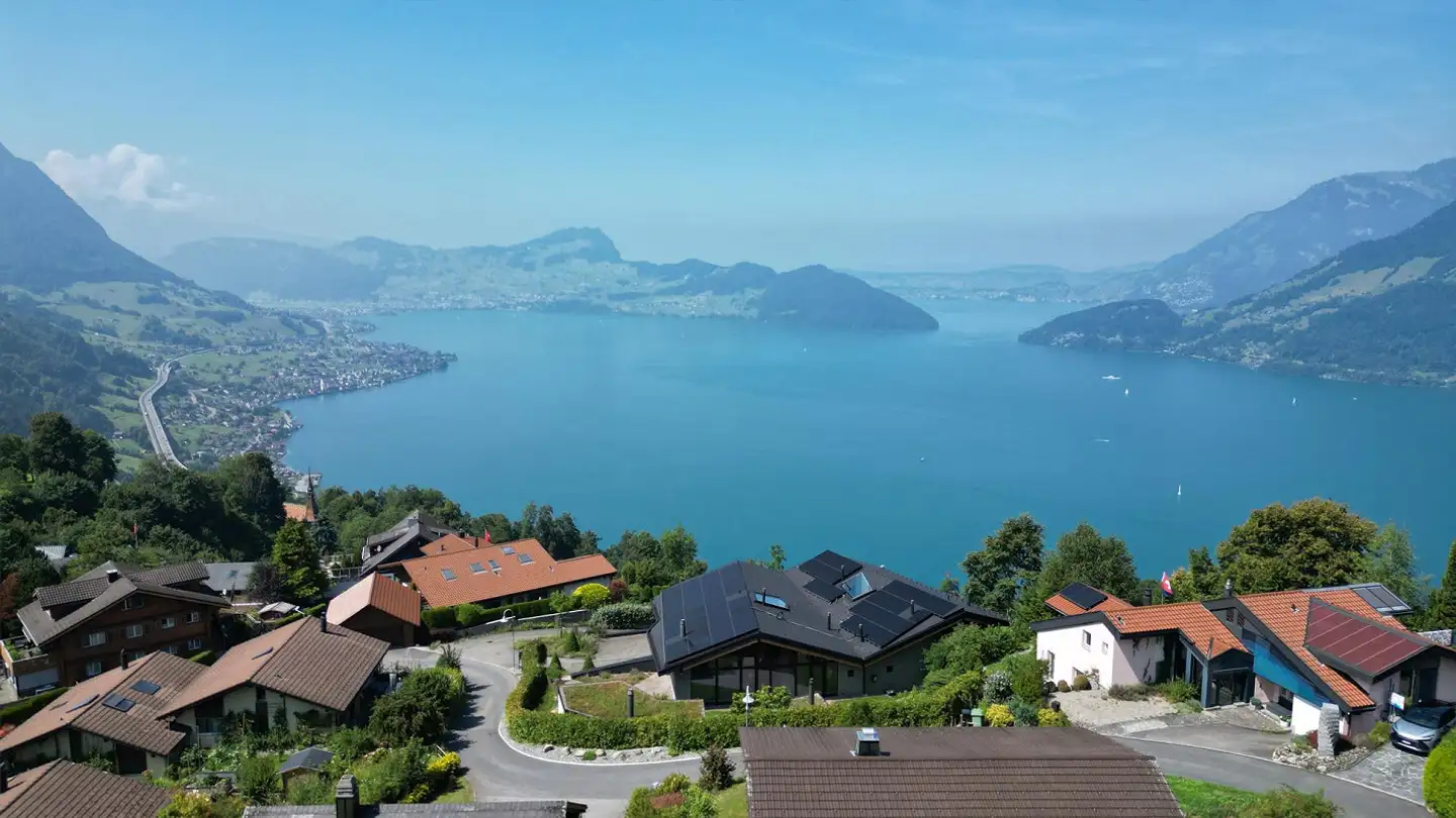 Casa bifamiliare in vendita - Gumprechtstrasse, 6376 Emmetten