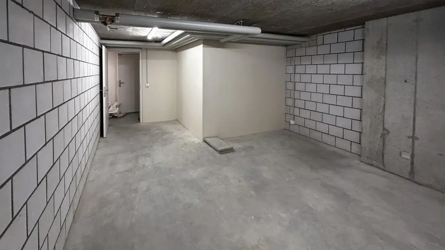 Storage space for sale - Haselweg 12, 3380 Wangen an der Aare - Photo 2