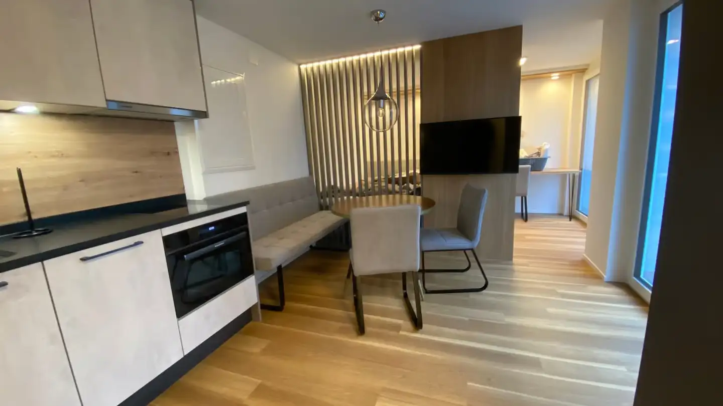 Studio mieten - Kantonsstrasse 33a, 8807 Freienbach