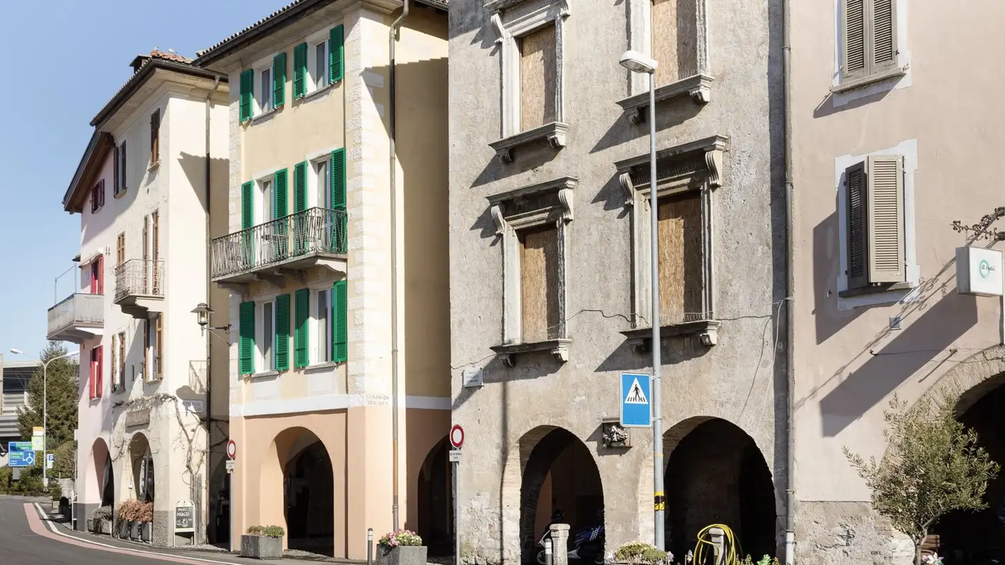 Residential building for sale - Piazza Francesco Borromini 11, 6816 Bissone
