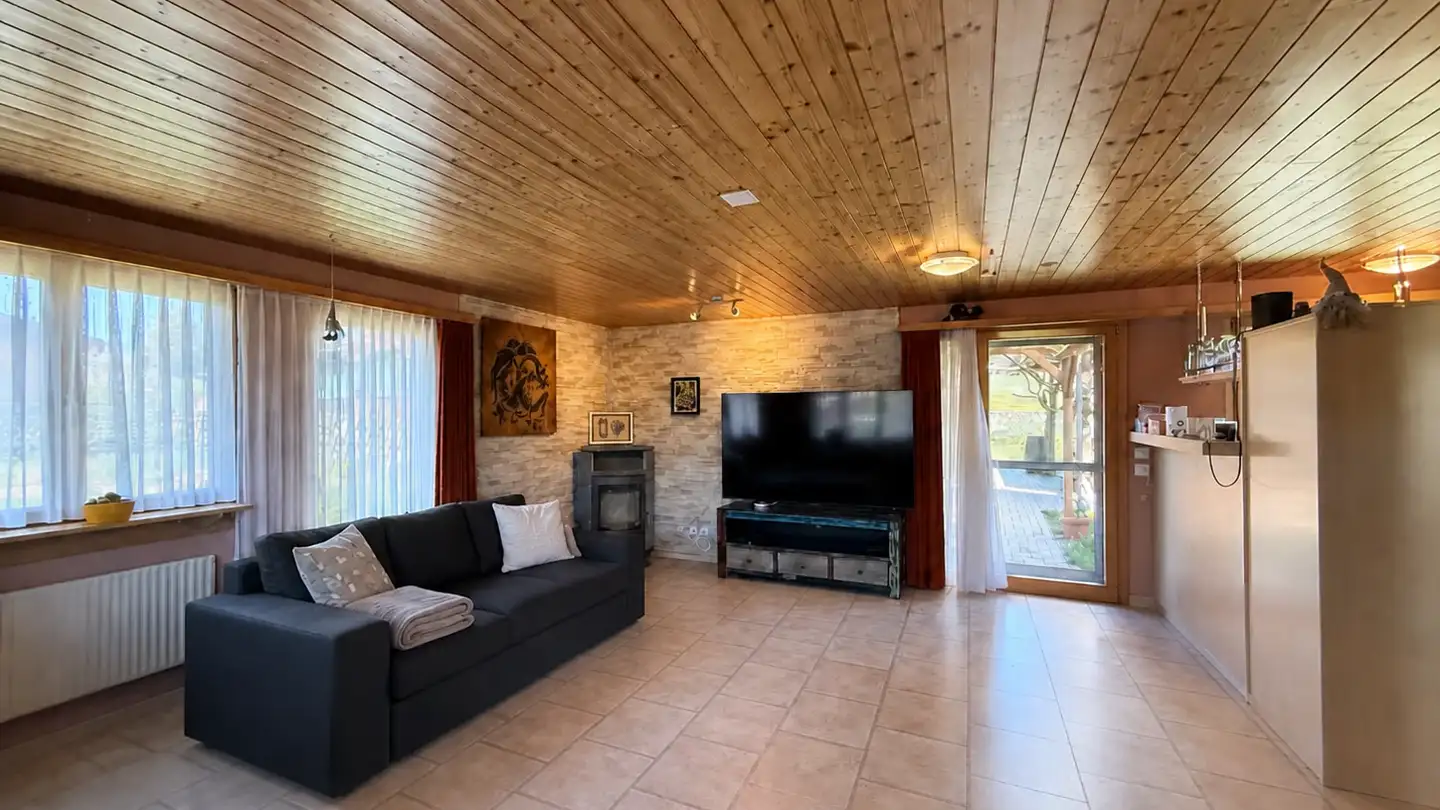 Chalet for sale - 8726 Ricken SG - Photo 4