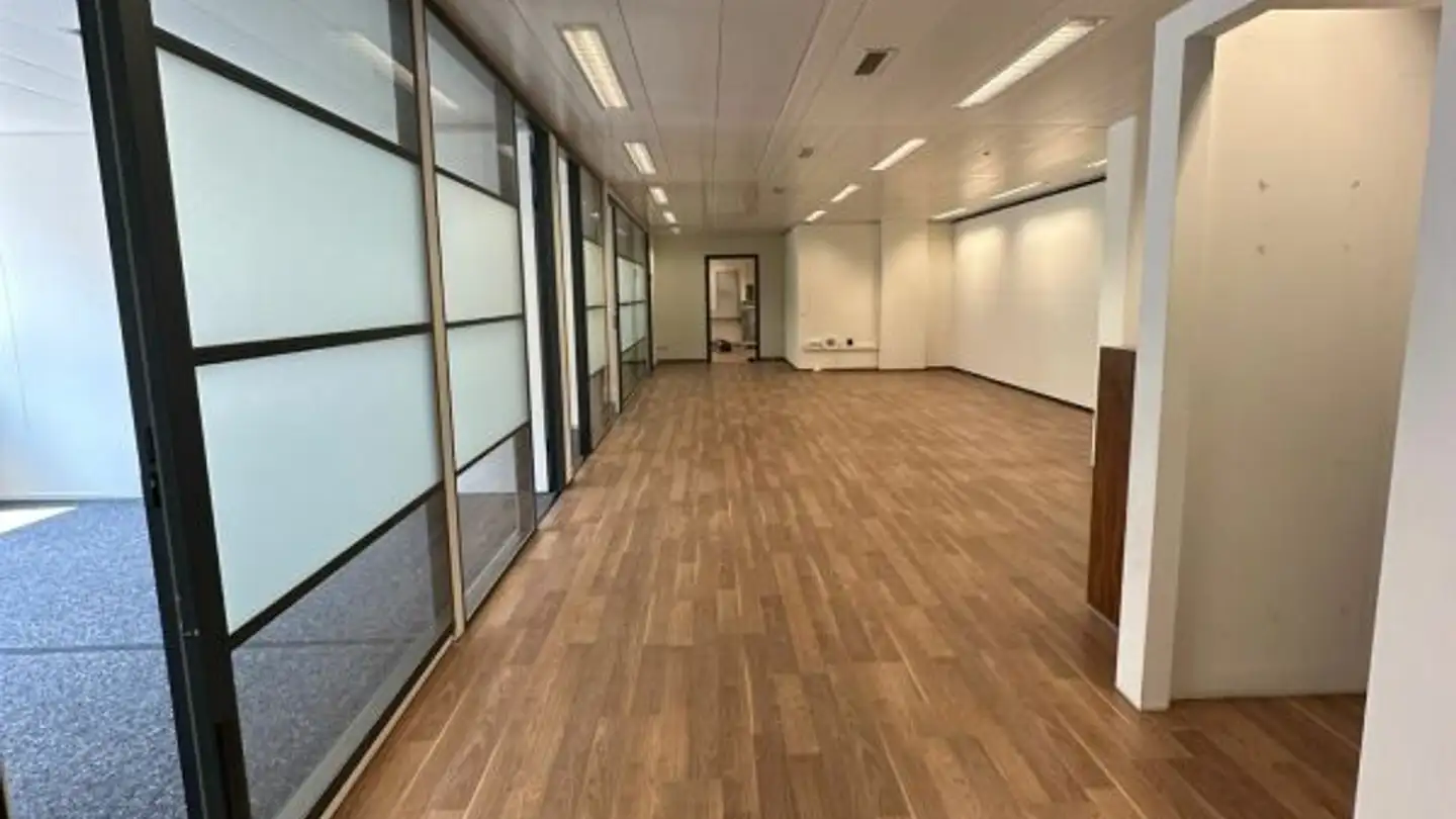 Bürofläche mieten - Hohlstrasse 534, 8048 Zürich