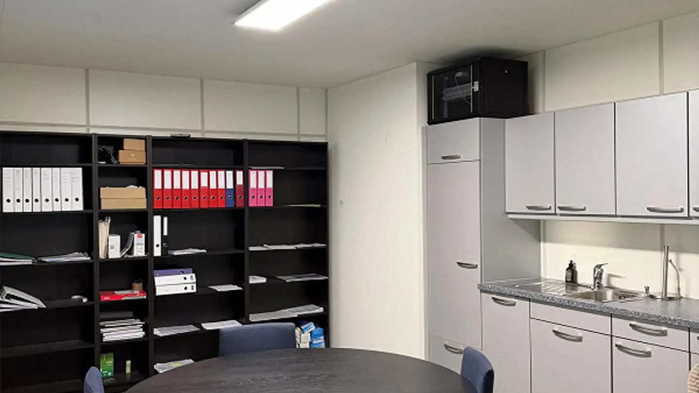 Spazio ufficio in affitto - Sihlbruggstrasse 140, 6340 Baar - Foto 3