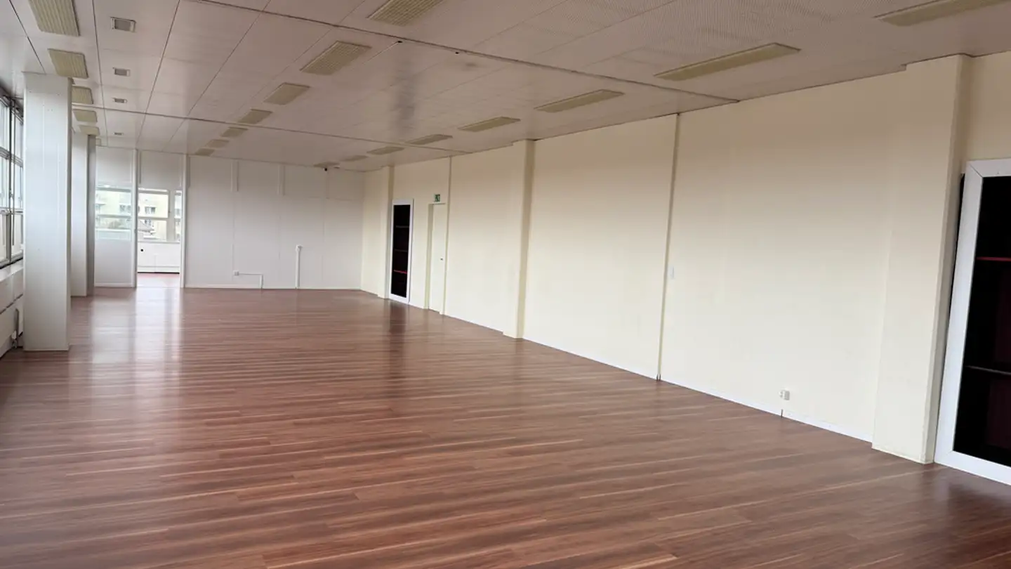 Commercial à louer - Rheinsfelderstrasse 43, 8193 Eglisau - Photo 4