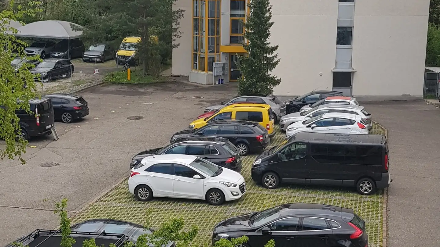 Immeuble mixte à louer - Wässeristrasse 29, 8340 Hinwil - Photo 4