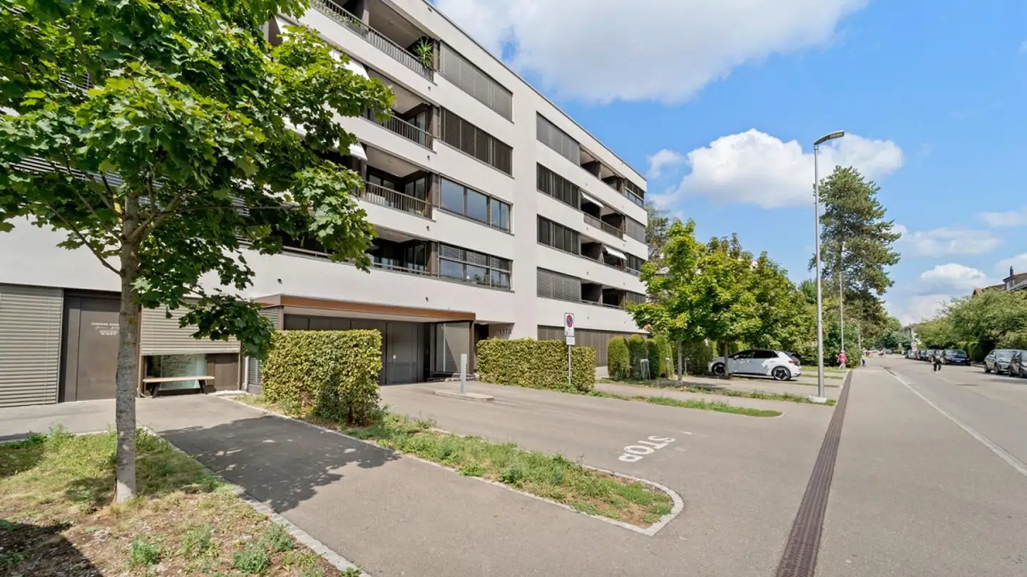 Underground parking space for rent - Baselmattweg 135, 4123 Allschwil