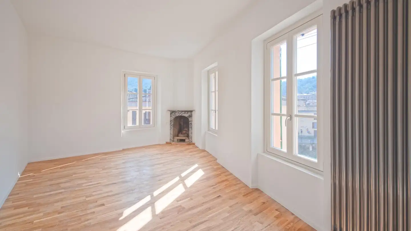 Edificio residenziale in vendita - Vicolo Del Municipio 2, 6988 Ponte Tresa - Photo 4