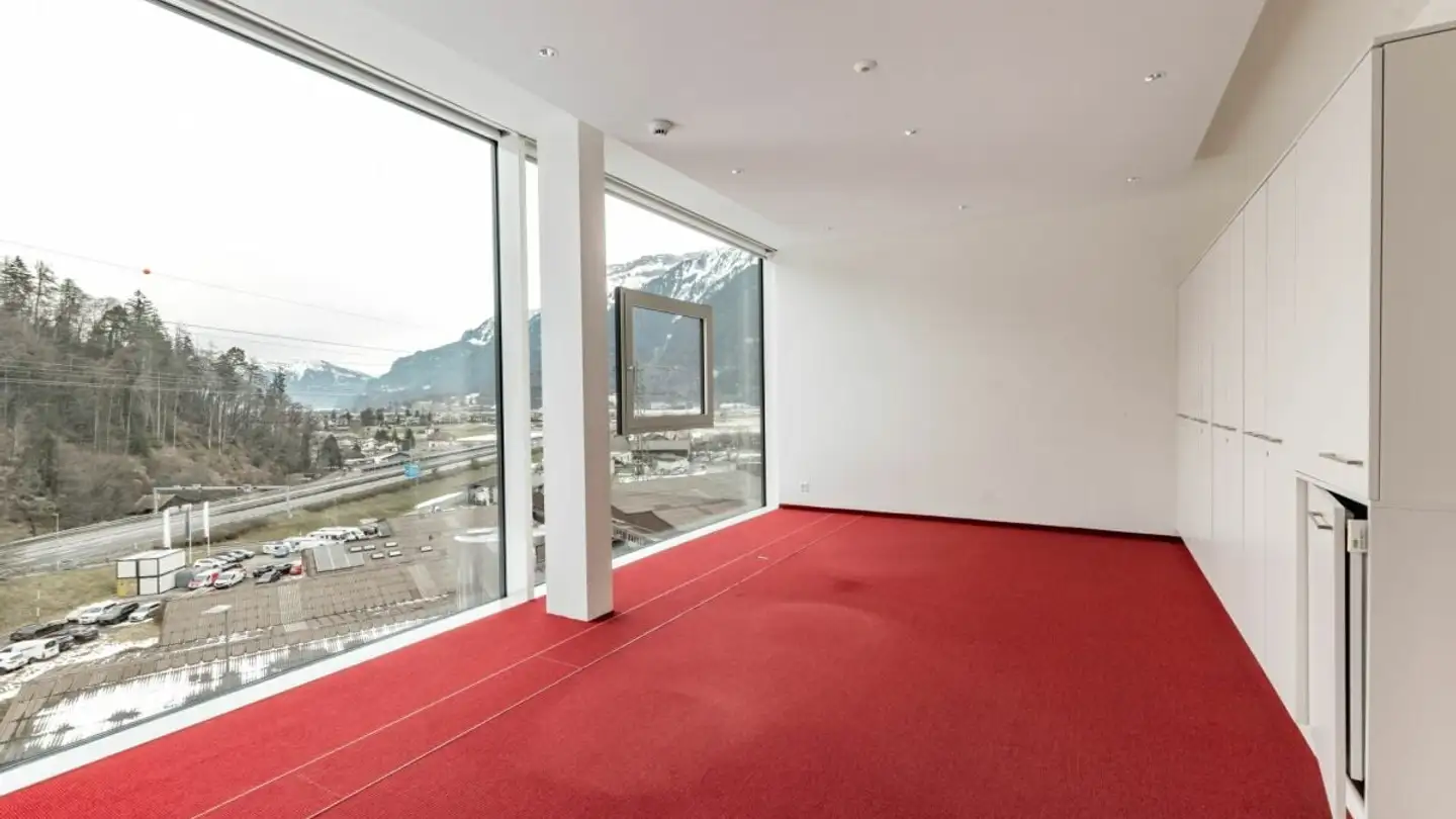 Commercial à louer - Wagnerenstrasse 40, 3800 Matten b. Interlaken - Photo 2