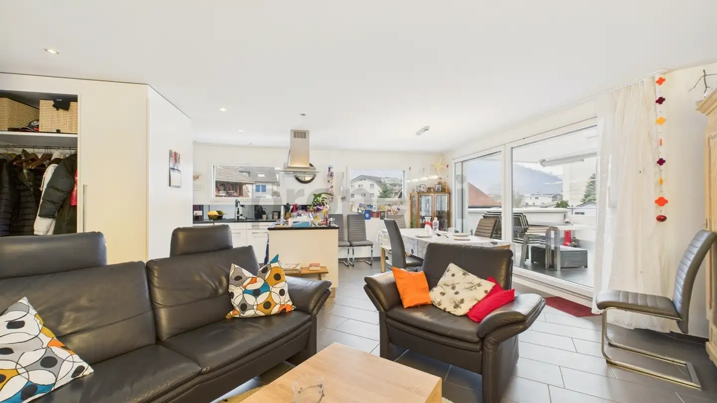 Appartement à louer - 6422 Steinen